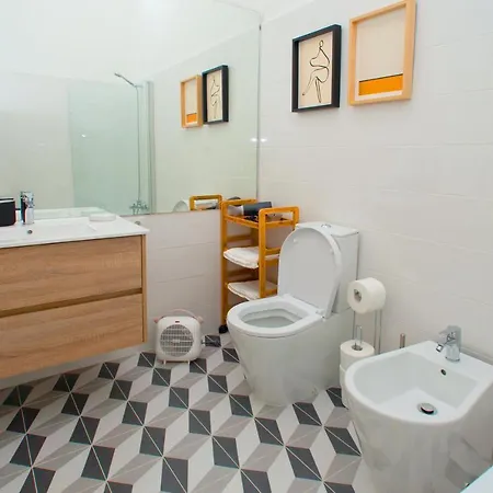 דירה Downtown Flats פורטו